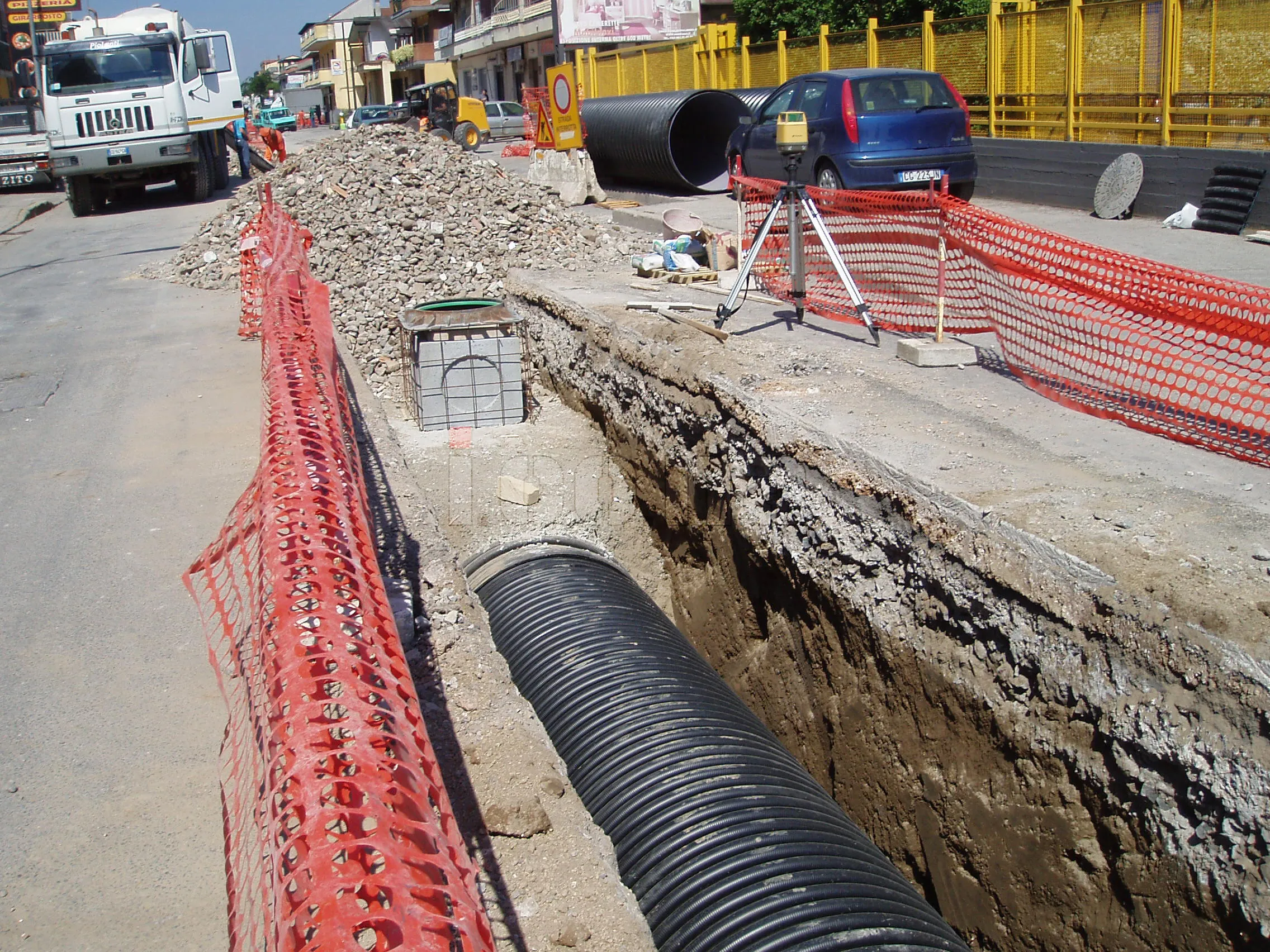Posa di linee e sottoservizi in opera infrastrutturale